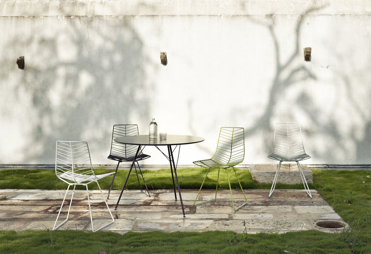 Leaf Outdoor Sled Chair, Lievore altherr molina, Arper