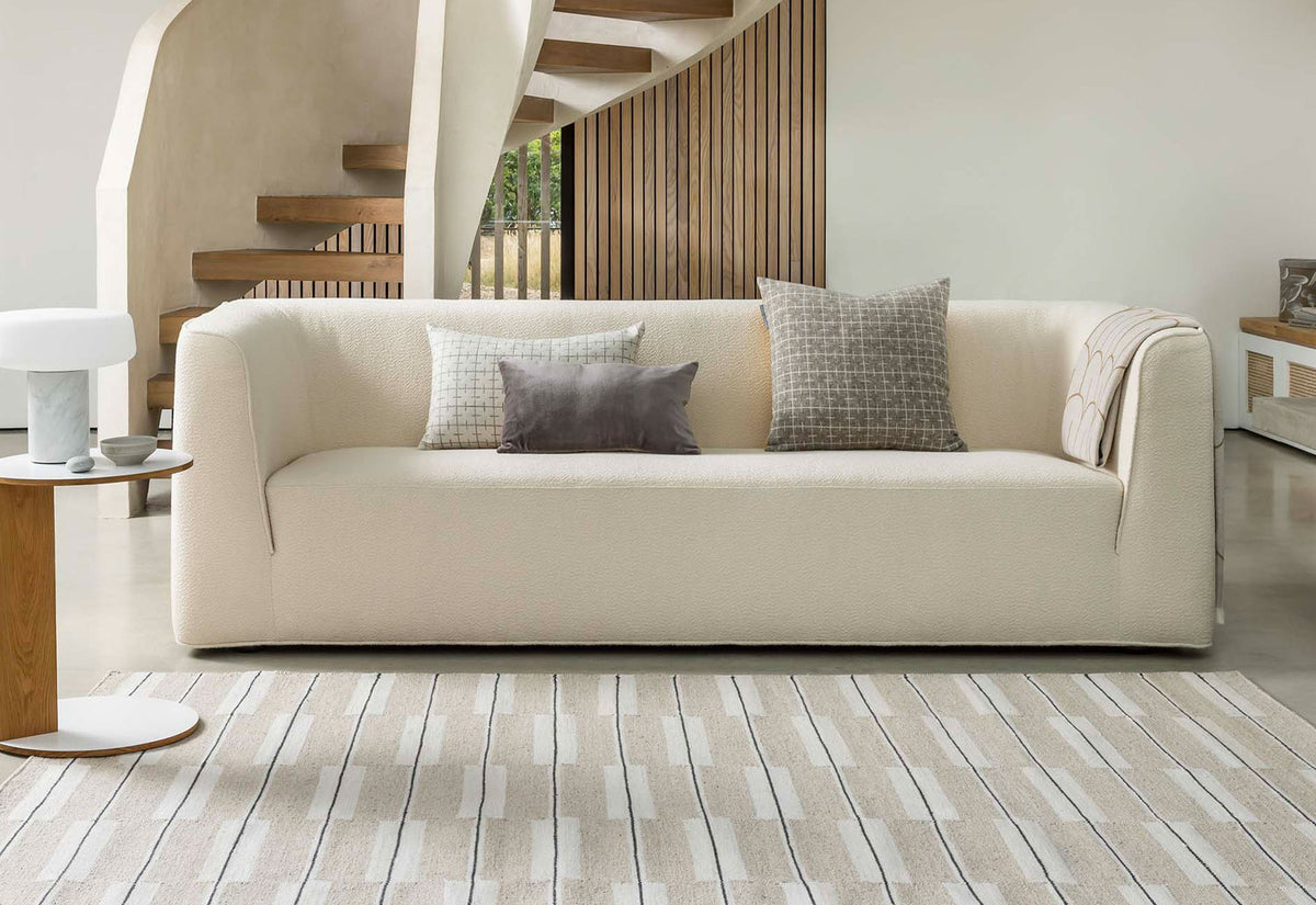 Spindle Rug, Eleanor pritchard, Case furniture