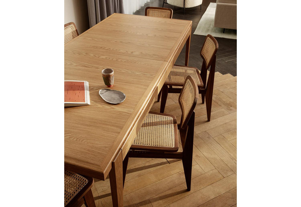 S-Table, Marcel gascoin, Gubi