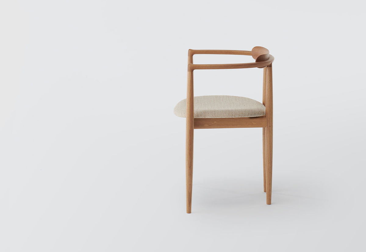 Miau Armchair | Upholstered, Gamfratesi, Koyori