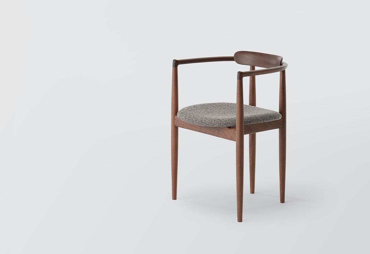Miau Armchair | Upholstered, Gamfratesi, Koyori