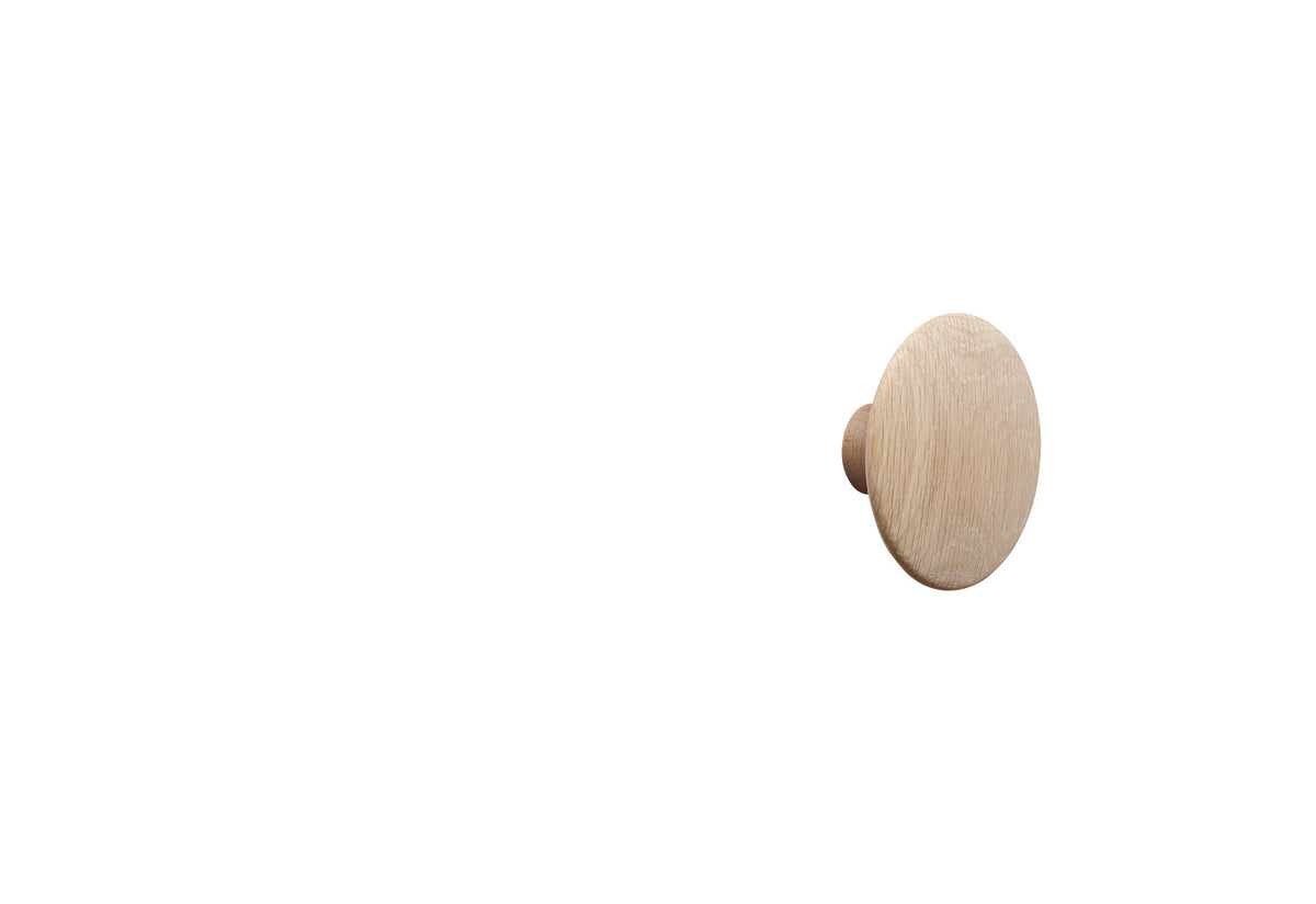 The Dots Hook | Oak, Tveit and tornoe, Muuto