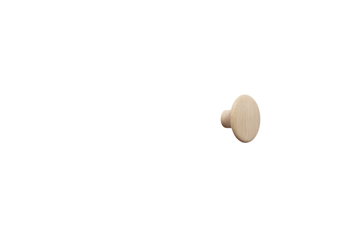 The Dots Hook | Oak, Tveit and tornoe, Muuto