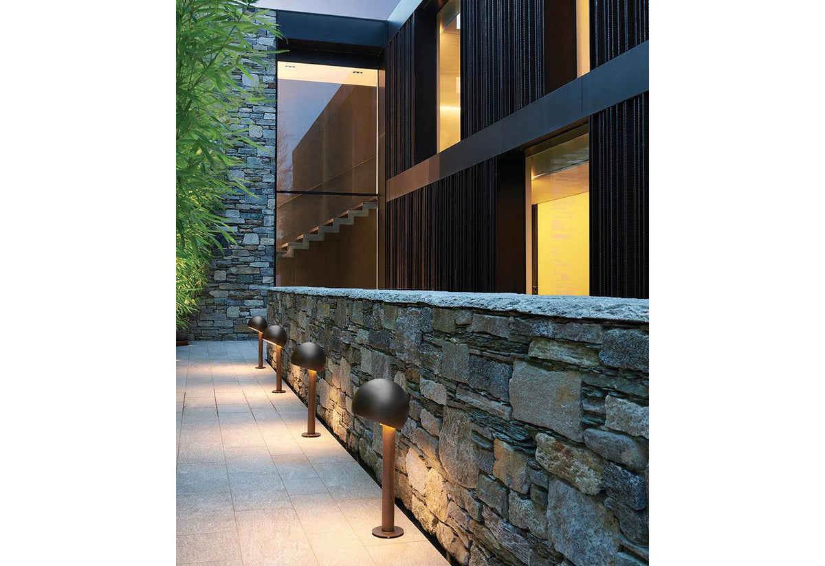 Otto Outdoor Lamp, Federica farina, Oluce