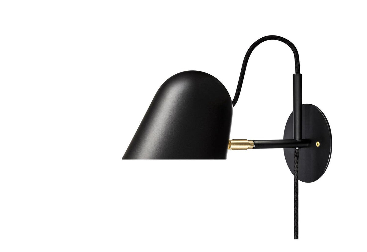 Streck Wall Light | Flat Plate, Joel karlsson, Orsjo