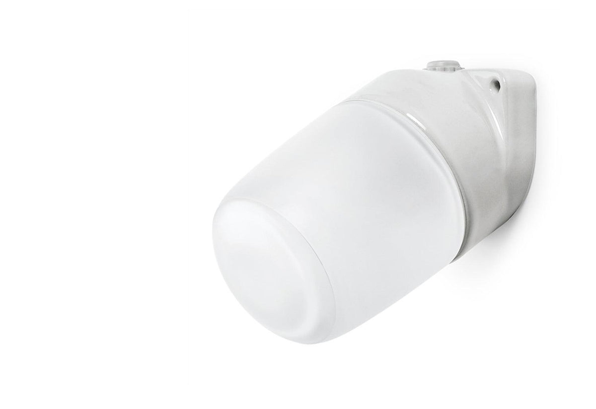 Lisilux Wall Light, Thomas hoof, Thpg