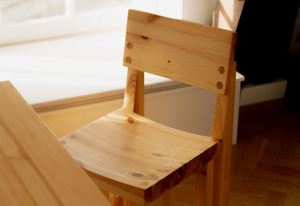 001 Dining Chair, Fredrik paulsen, Vaarnii