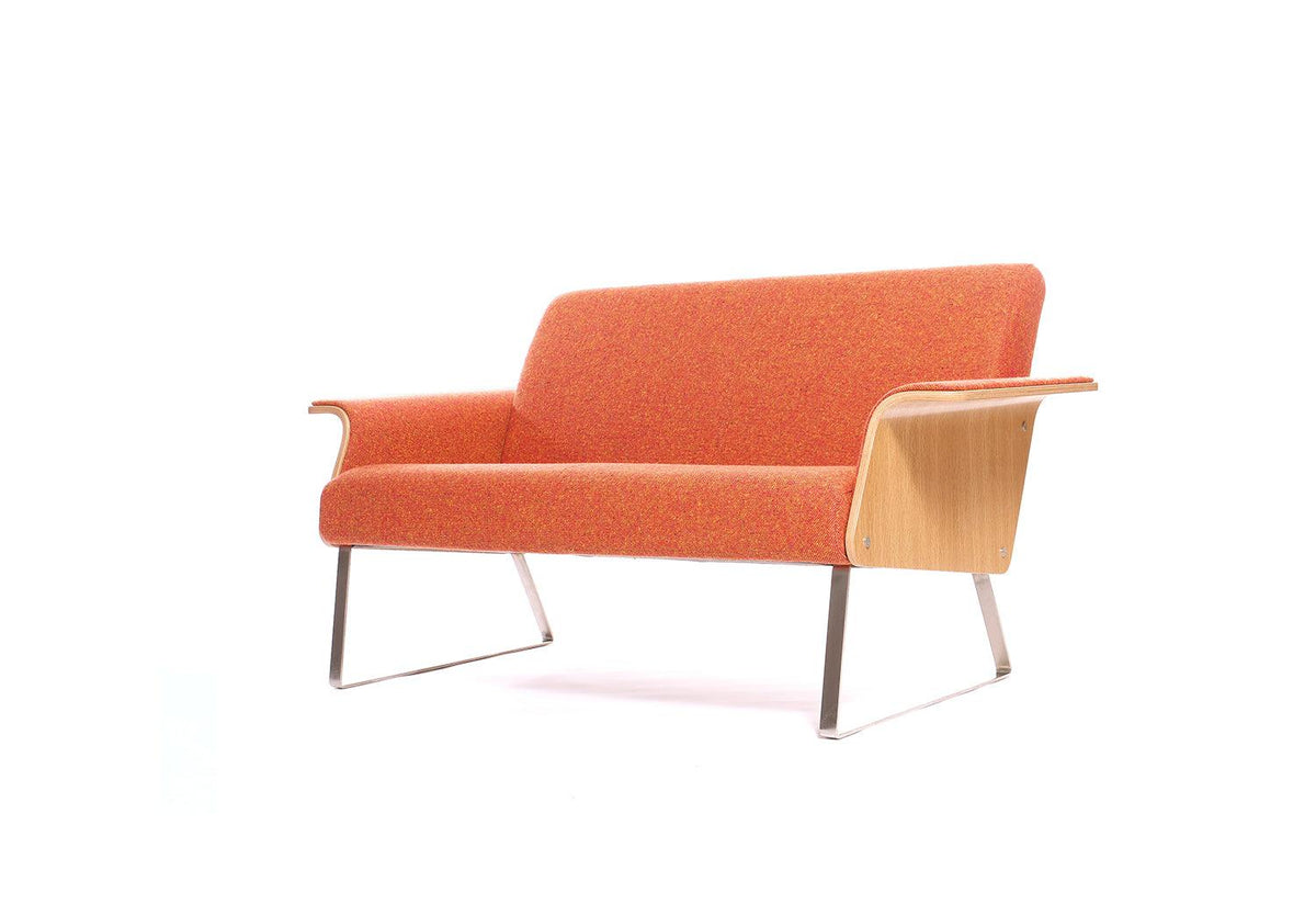 Avian AV2 Sofa, Robin day, Twentytwentyone