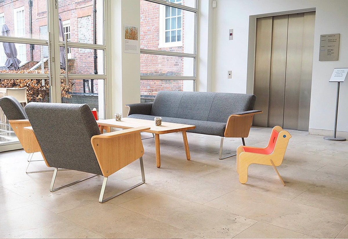 Avian AV3 Sofa, Robin day, Twentytwentyone