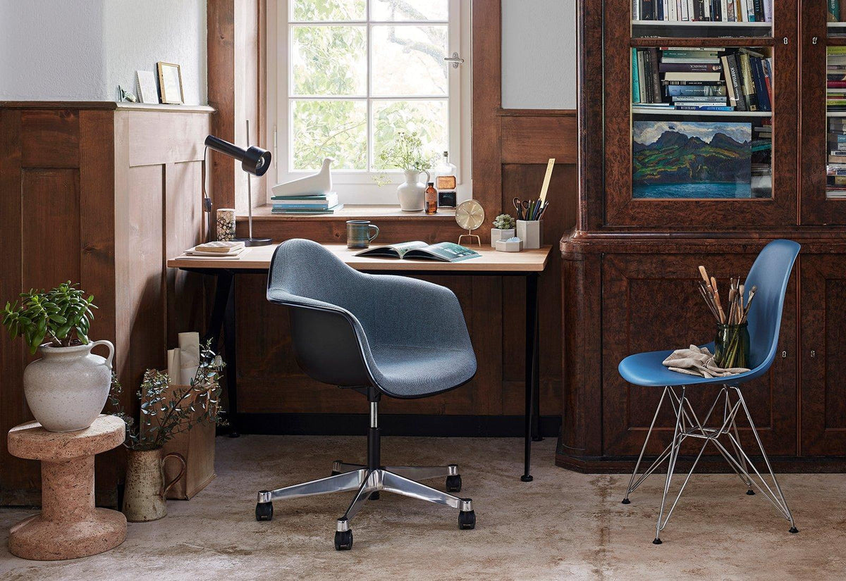 Eames RE PACC Armchair | Upholstered, Charles and ray eames, Vitra