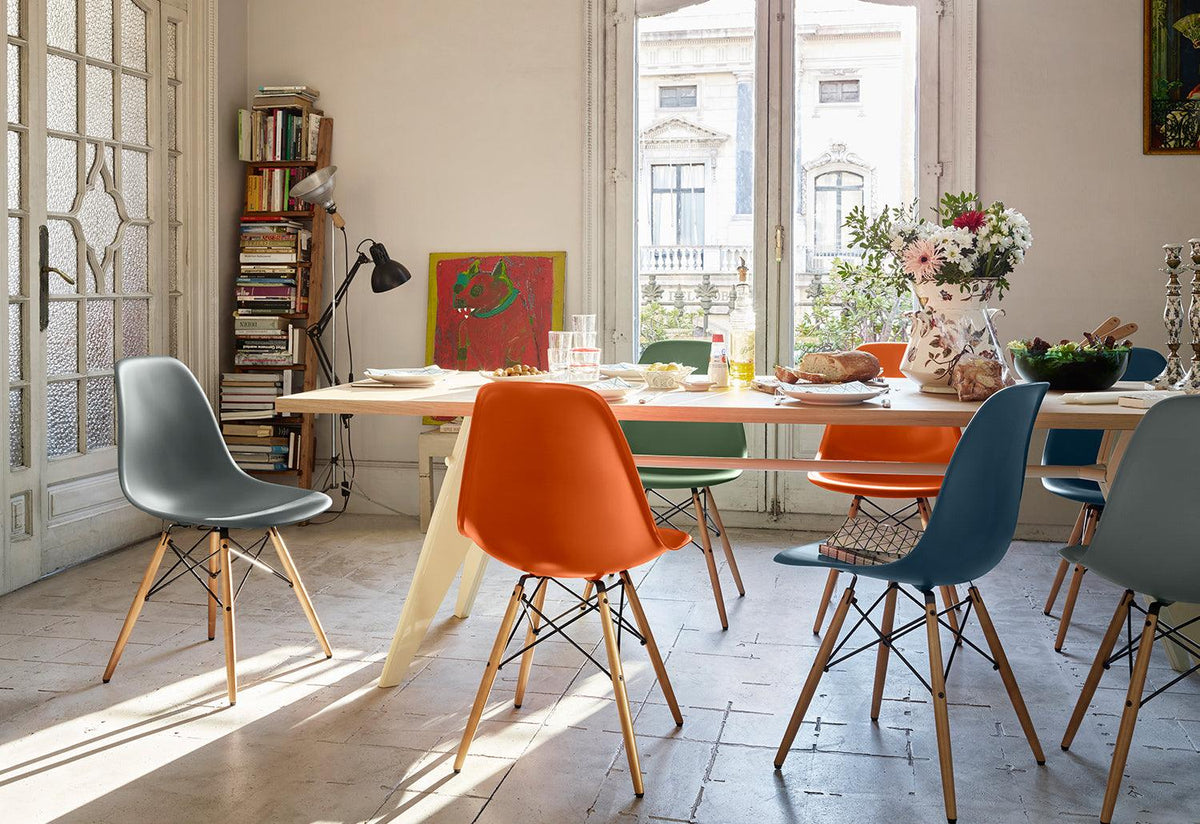 EM Table, Jean prouve, Vitra