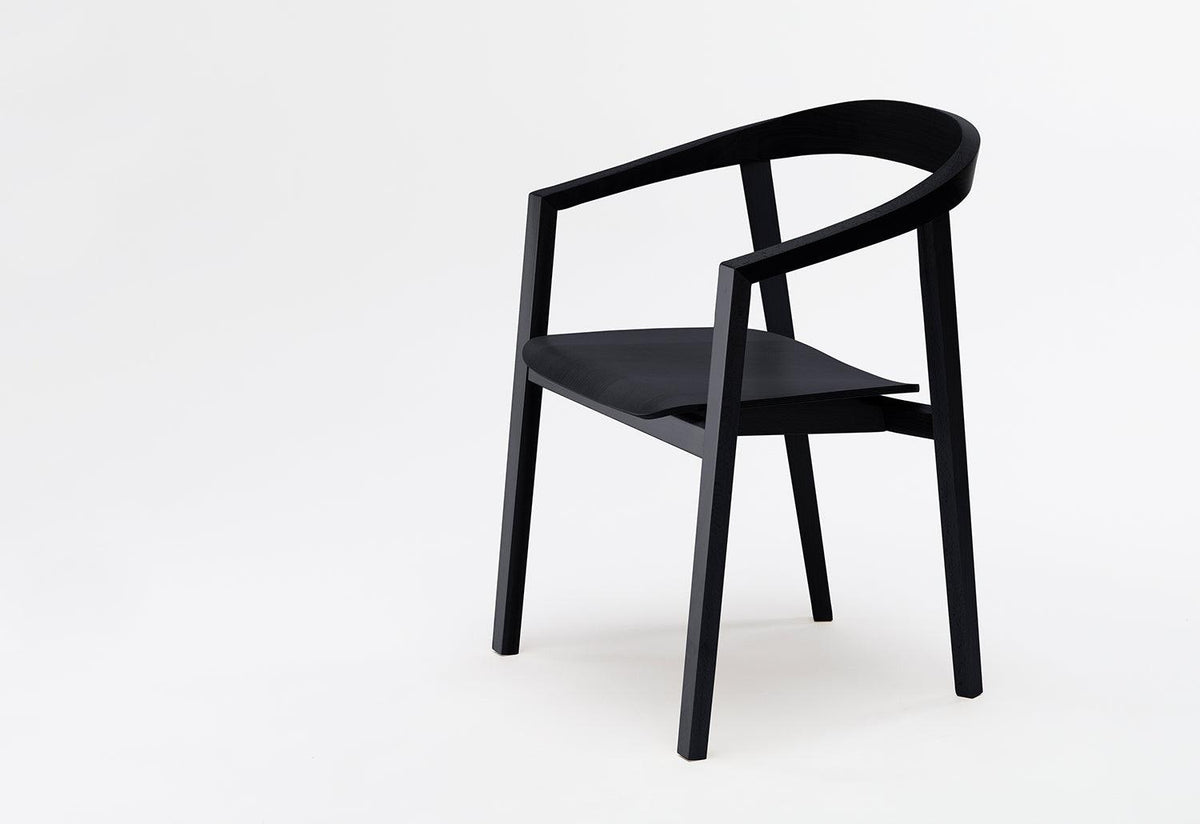 Ro Armchair, Tomoko azumi, Zilio a and c