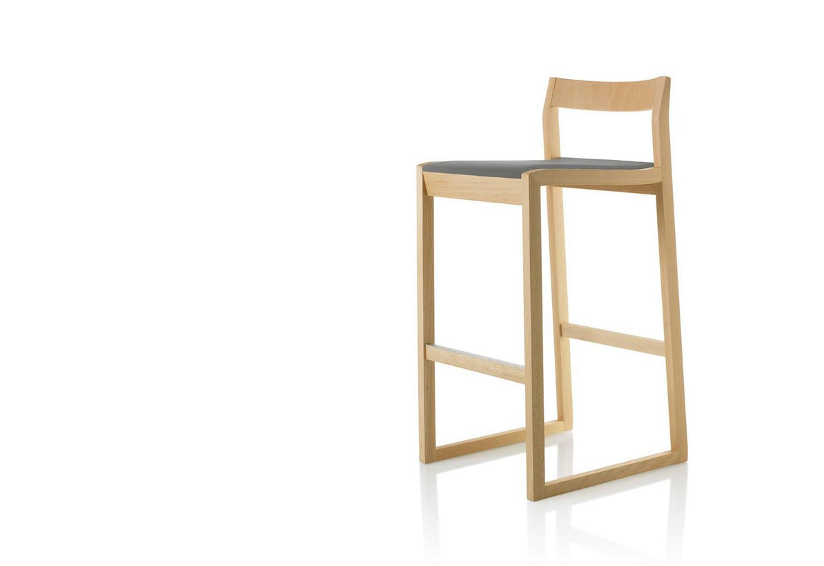 Sciza Kitchen + Bar Stools, Takashi kirimoto, Zilio a and c